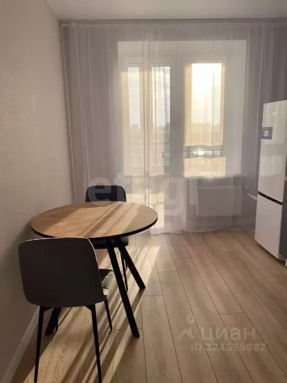 1-к кв. Тюменская область, Тюмень ул. Тимофея Кармацкого, 7 (35.0 м) - Фото 2