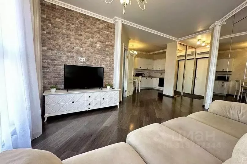 2-к кв. Приморский край, Владивосток Южно-Уральская ул., 10А (40.0 м) - Фото 1