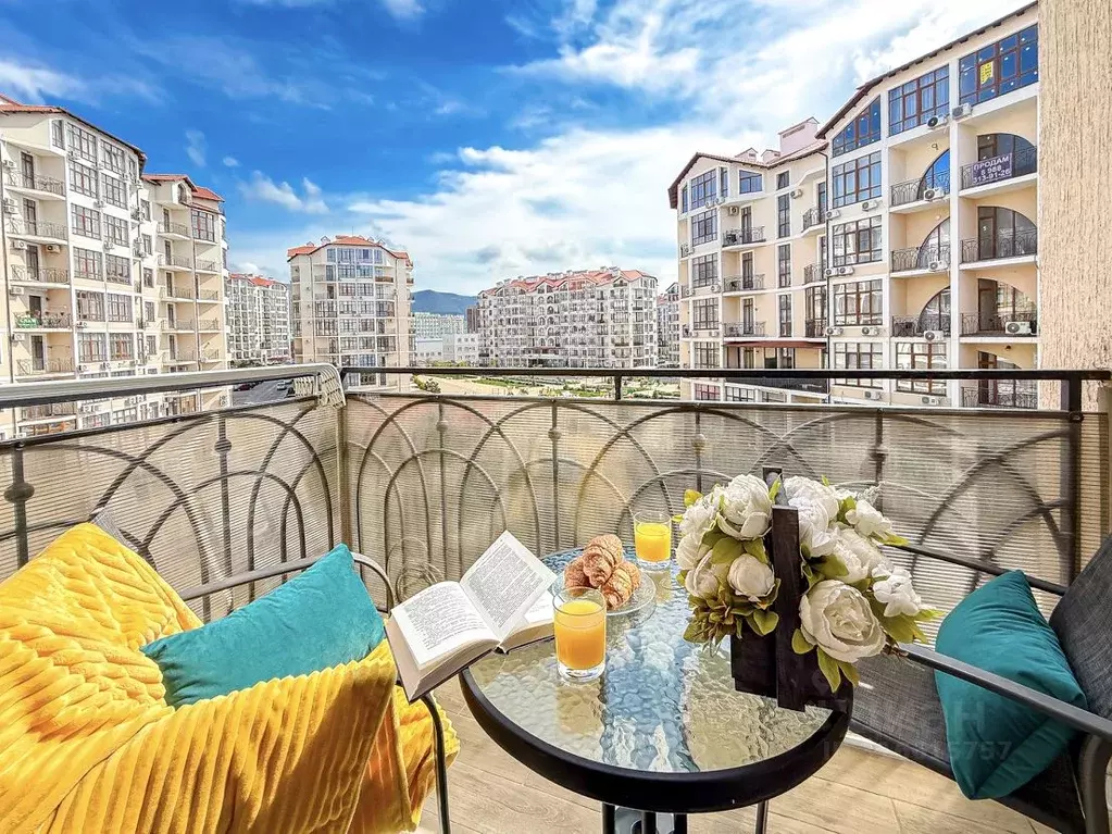 1-к кв. Краснодарский край, Геленджик Крымская ул., 22к17 (45.0 м) - Фото 0