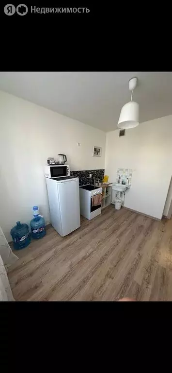 1-комнатная квартира: Екатеринбург, улица Академика Парина, 43 (38 м) - Фото 1