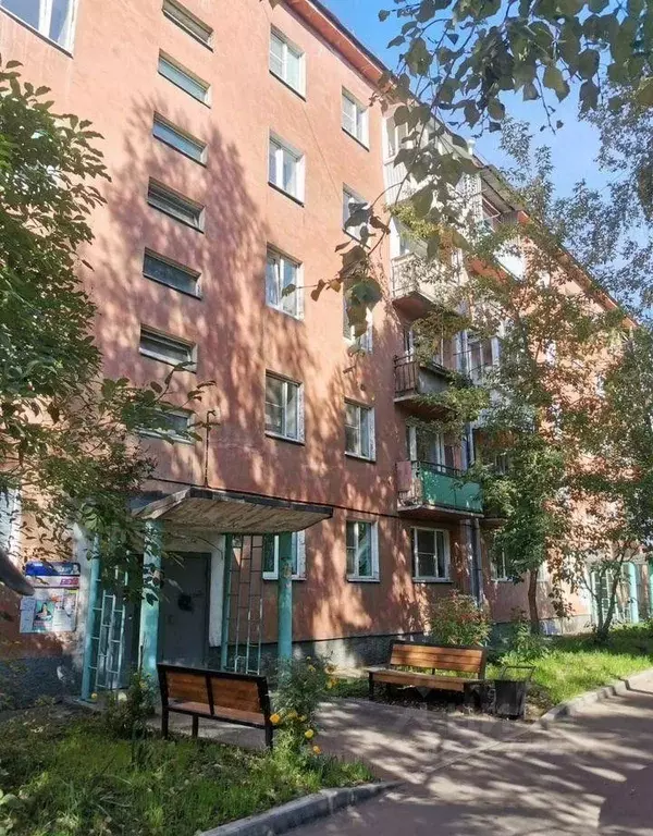 3-к кв. Иркутская область, Иркутск ул. Безбокова, 3 (58.6 м) - Фото 1