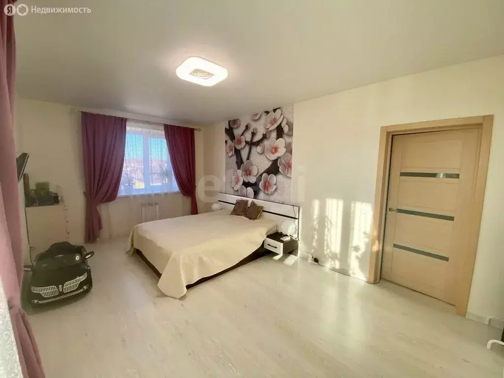 3-комнатная квартира: Майский, Ягодная улица, 40 (82.4 м) - Фото 2