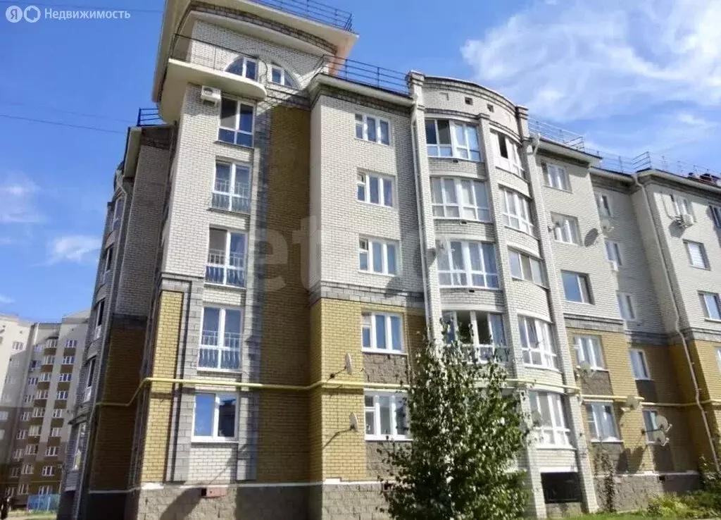 1-комнатная квартира: Белгород, улица Макаренко, 34 (39 м) - Фото 1