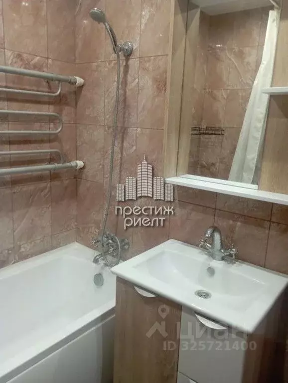 2-к кв. Калужская область, Калуга Тарутинская ул., 231к8 (60.0 м) - Фото 2