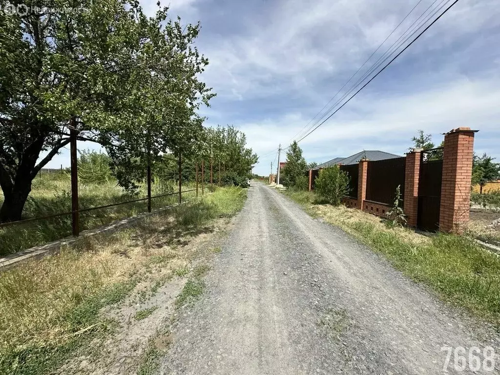 Участок в Ростов-на-Дону, садовое товарищество Урожай, 3-й Лазоревый ... - Фото 1