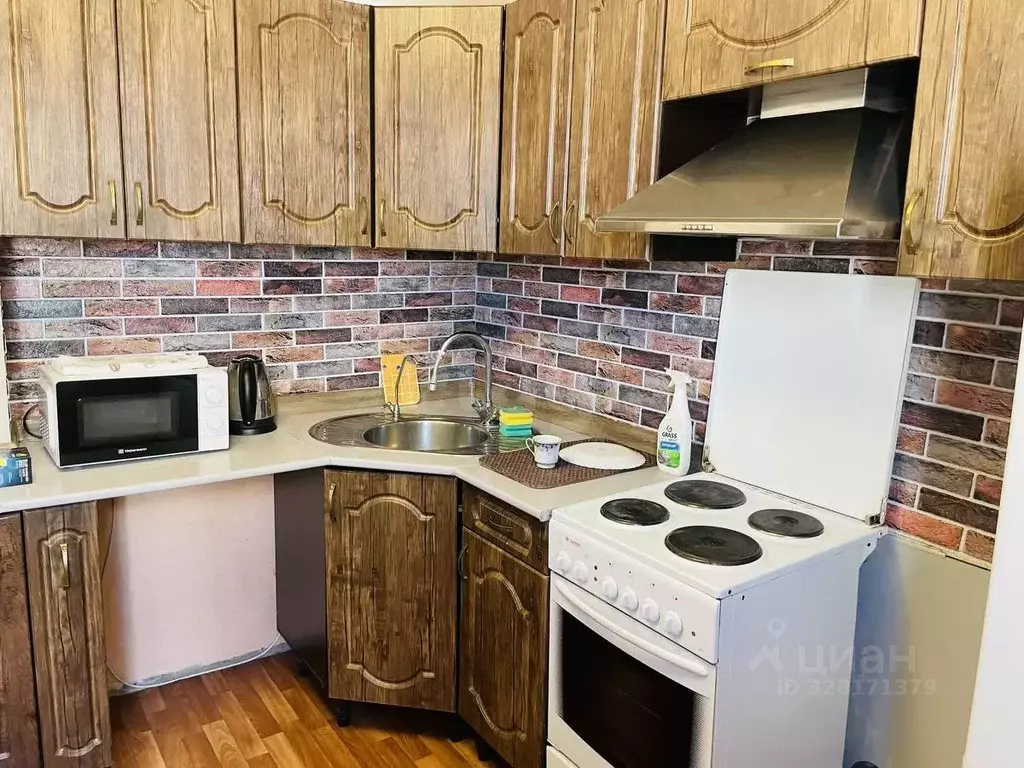 1-к кв. Курская область, Курск просп. Вячеслава Клыкова, 80 (37.5 м) - Фото 1