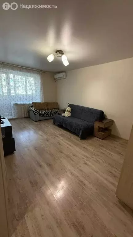 1-комнатная квартира: Уссурийск, улица Полушкина, 65 (31.7 м) - Фото 1