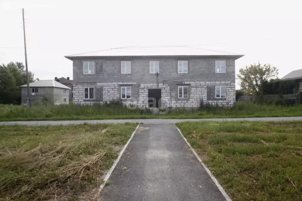 Дом в Ялуторовск, Тополиная улица (402.3 м) - Фото 2