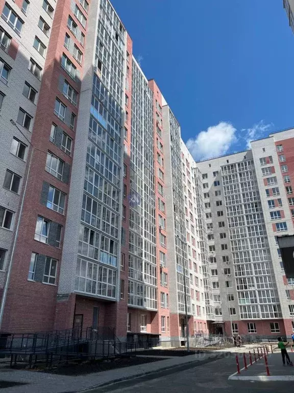 1-к кв. Тюменская область, Тюмень ул. 50 лет Октября, 75к4 (37.6 м) - Фото 1