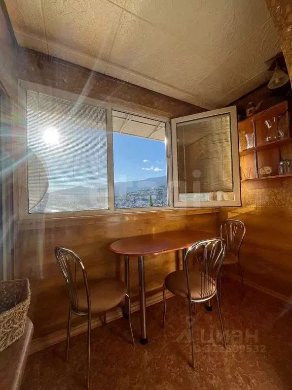 2-к кв. Крым, Ялта ул. Свердлова, 63 (48.0 м) - Фото 0