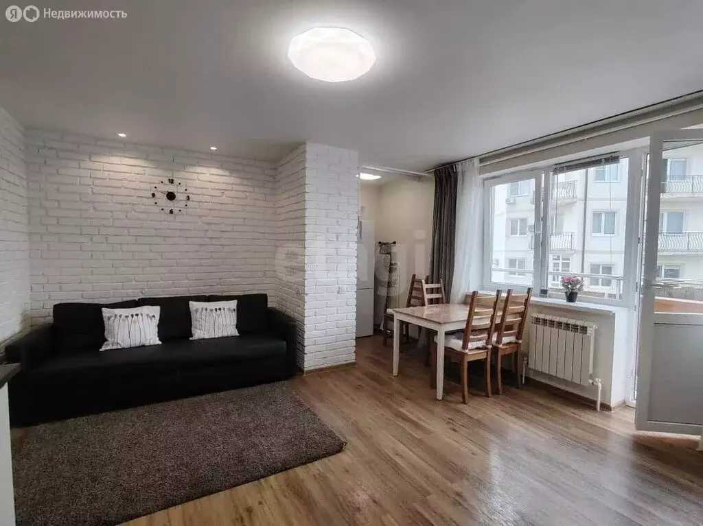 3-комнатная квартира: Геленджик, Черноморская улица, 4 (106 м) - Фото 1