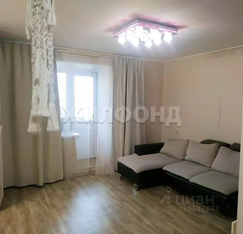 3-к кв. Томская область, Томск ул. Ивана Черных, 75 (68.1 м) - Фото 0