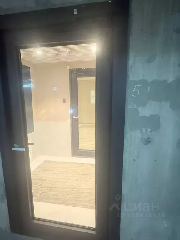 Гараж в Санкт-Петербург Петровский просп., 9к2 (14 м) - Фото 2