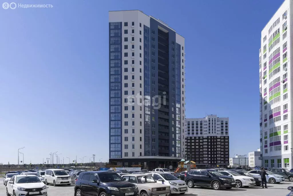 1-комнатная квартира: Тюмень, улица Монтажников, 36 (42.8 м) - Фото 2