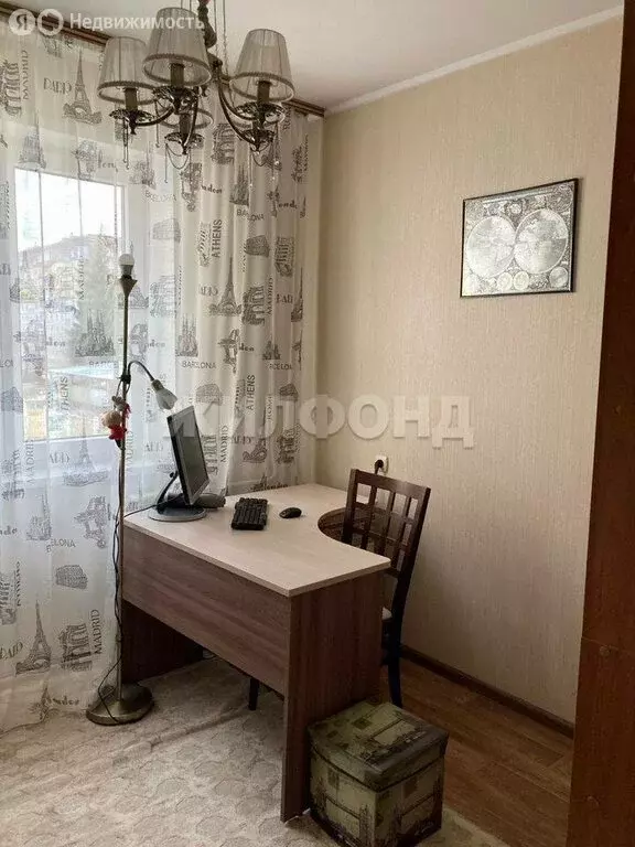 3-комнатная квартира: Кемерово, Московский проспект, 31 (62 м) - Фото 1