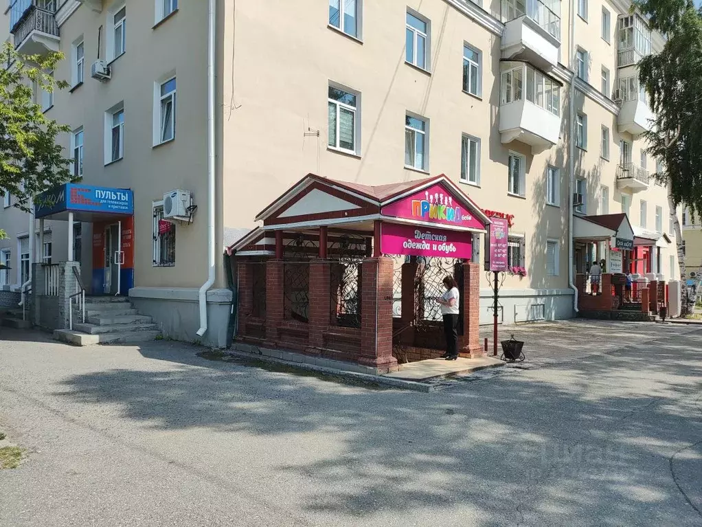 Помещение свободного назначения в Свердловская область, Серов ул. ... - Фото 0