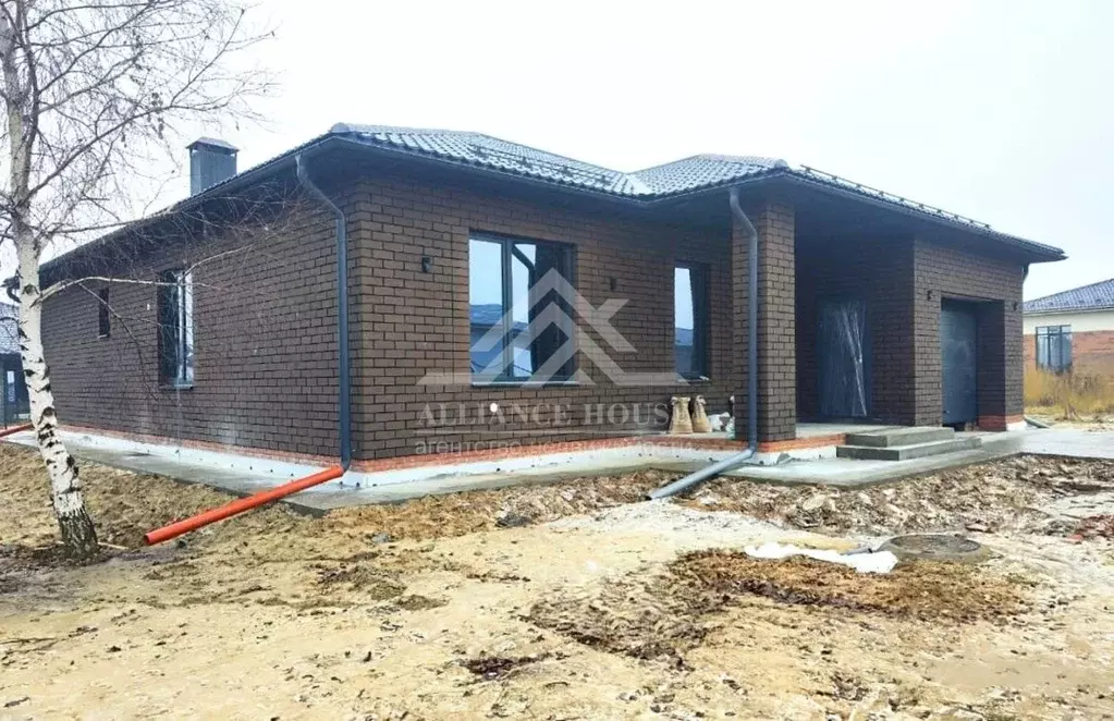 Дом в Татарстан, Казань ул. Ихсан, 20 (180 м) - Фото 1