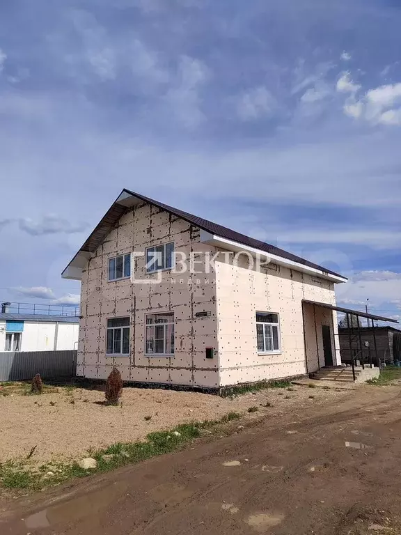 Дом 176,9 м на участке 9,2 сот. - Фото 1