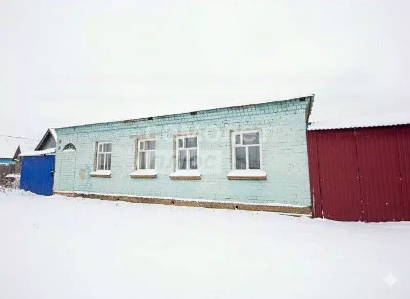 Дом в Ульяновская область, Цильнинский район, Тимерсянское с/пос, с. ... - Фото 2