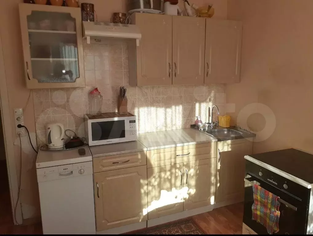 1-к. квартира, 40 м, 4/10 эт. - Фото 0
