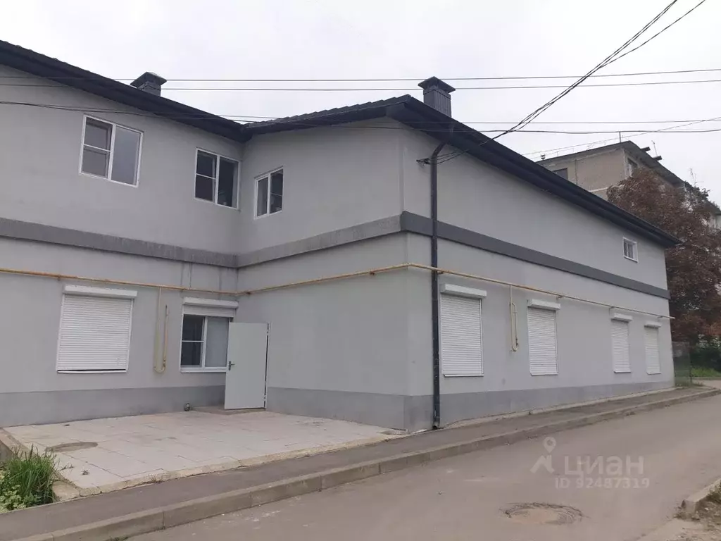 3-к кв. Воронежская область, Семилуки Железнодорожная ул, 34 (130.0 . - Фото 0
