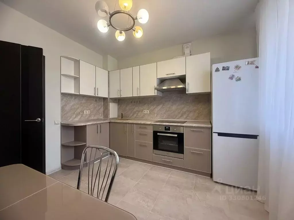 2-к кв. Татарстан, Казань ул. Чингиза Айтматова, 11 (63.0 м) - Фото 2