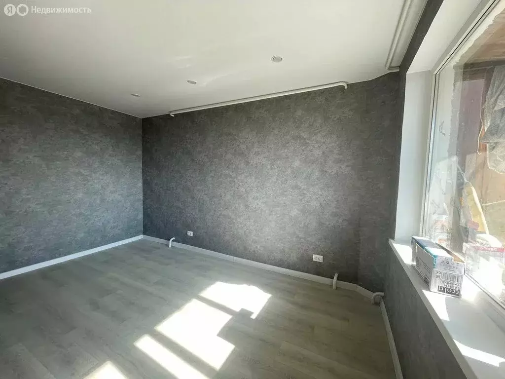 3-комнатная квартира: Мурманск, Кольский проспект, 137 (66.2 м) - Фото 2