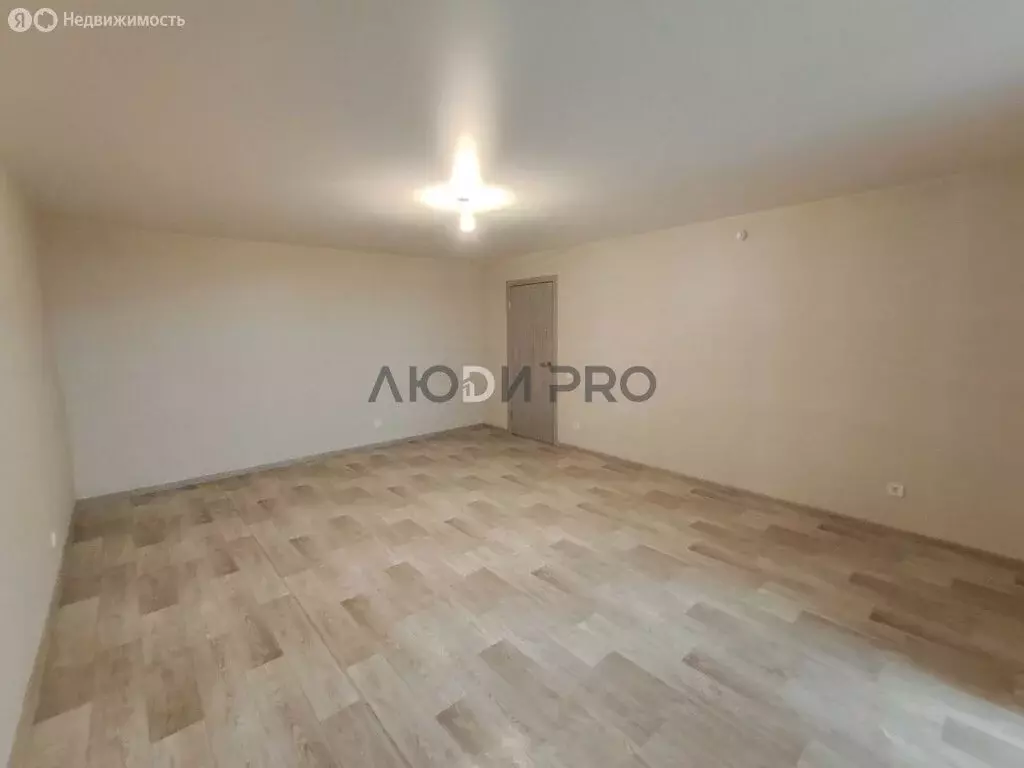 2-комнатная квартира: Энгельс, Волжский проспект, 63А (70.8 м) - Фото 2