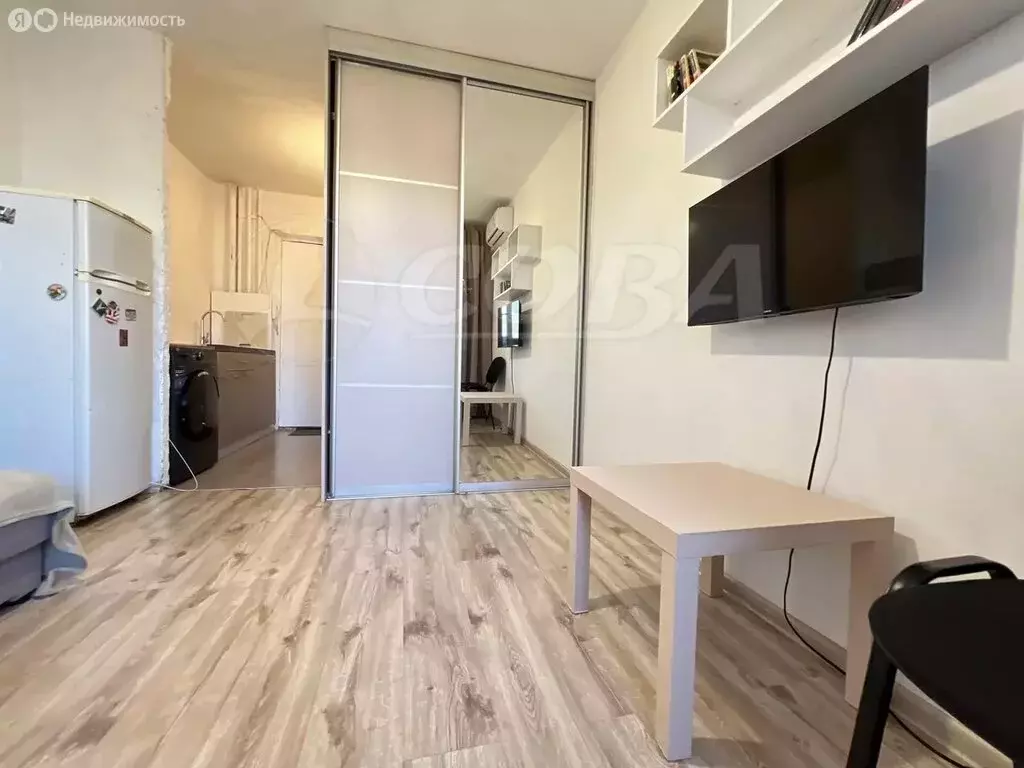 Квартира-студия: Тюмень, улица Елизарова, 30 (17 м) - Фото 2