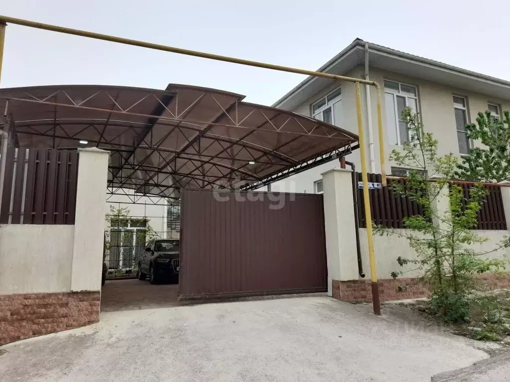 Дом в Крым, Феодосия пер. Пионерский (197 м) - Фото 1