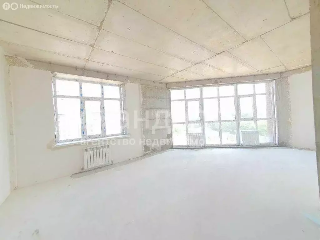 2-комнатная квартира: Ессентуки, Октябрьская улица, 8/5 (72.3 м) - Фото 1