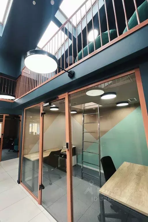 Офис в Санкт-Петербург 8-я Васильевского острова линия, 25 (7 м) - Фото 1