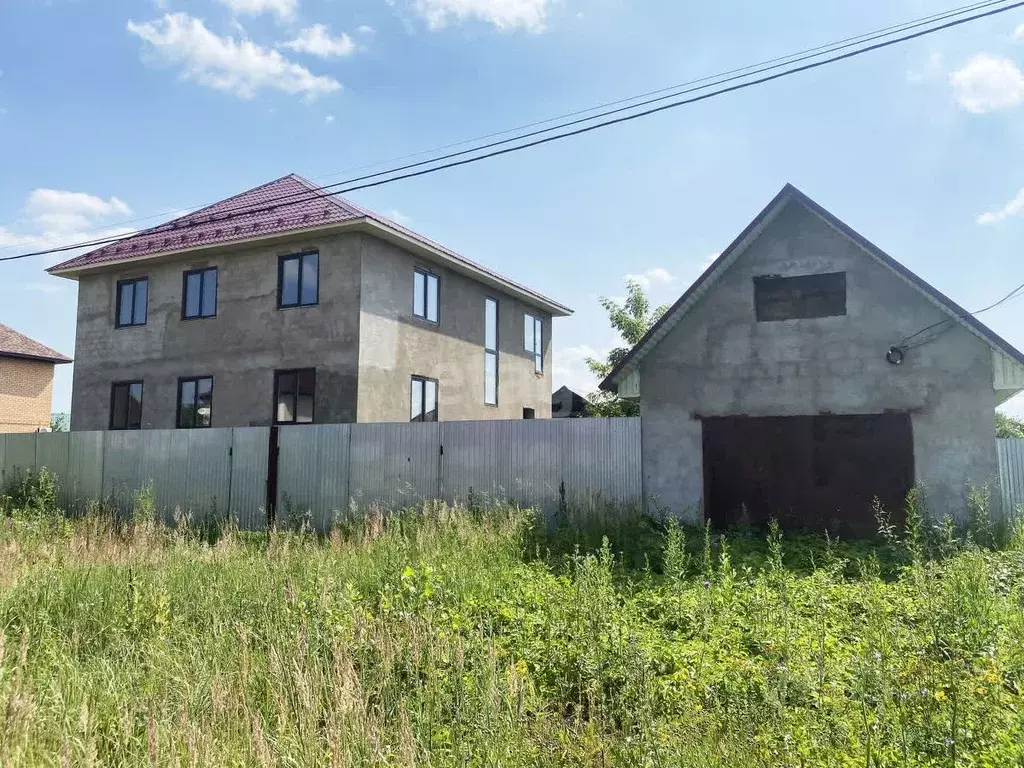 Дом в Башкортостан, Иглинский район, с. Акбердино ул. Аквалангистов, ... - Фото 0