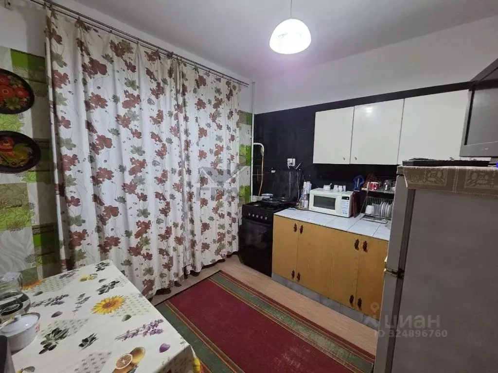 2-к кв. Новгородская область, Крестцы рп ул. Строителей, 20 (53.6 м) - Фото 2