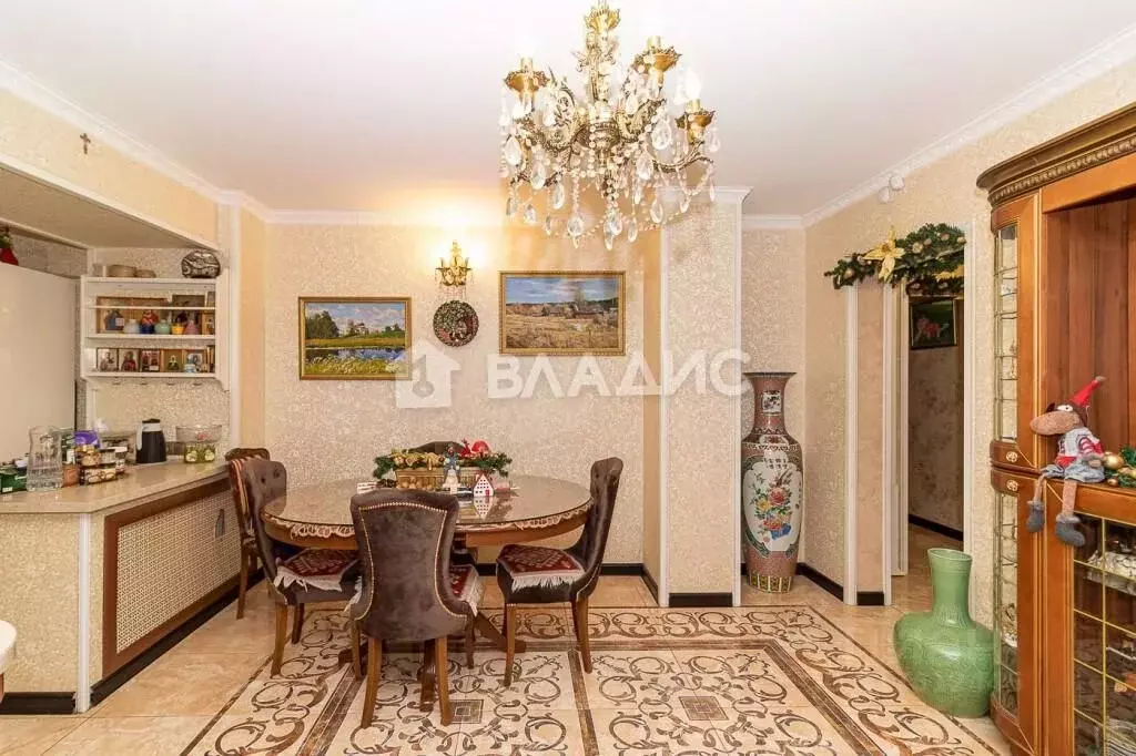 3-к кв. Владимирская область, Владимир ул. Чайковского, 25а (145.0 м) - Фото 1