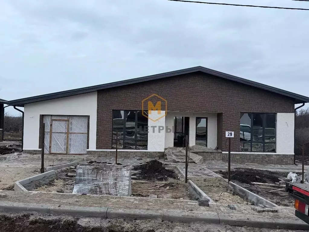 Дом в Белгородская область, Белгородский район, Дубовское с/пос, с. ... - Фото 1