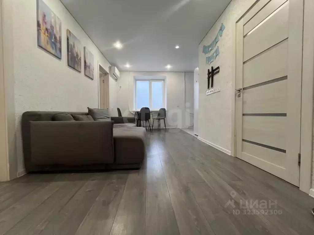 3-к кв. Саратовская область, Соколовый рп, ДОС мкр 12 (51.0 м) - Фото 1