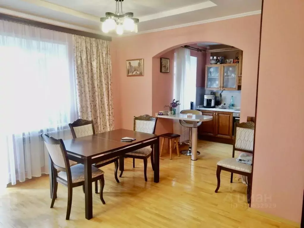 4-к кв. Коми, Сыктывкар Коммунистическая ул., 44А (98.2 м) - Фото 1