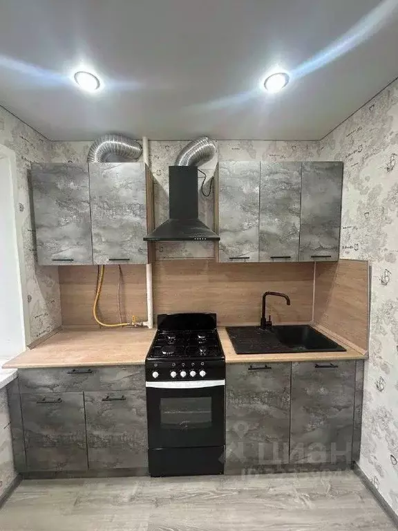 1-к кв. Самарская область, Сызрань Советская ул., 108 (32.1 м) - Фото 1