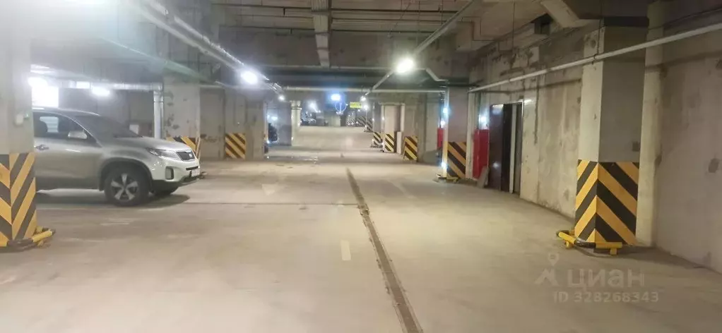 Гараж в Москва Десеновское поселение, ул. 3-я Нововатутинская, 8 (14 ... - Фото 1