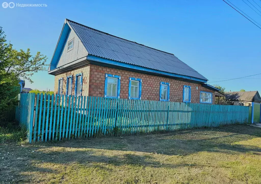 Дом в село Воскресенка, улица 50 лет ВЛКСМ, 27 (55.7 м) - Фото 1