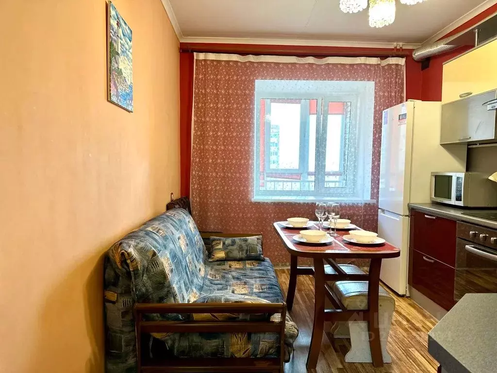 1-к кв. Тюменская область, Тюмень Мельничная ул., 83 (50.0 м) - Фото 1