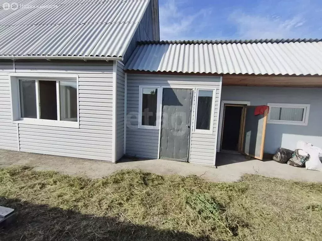 Дом в Иволгинский район, сельское поселение Гурульбинское, село ... - Фото 1