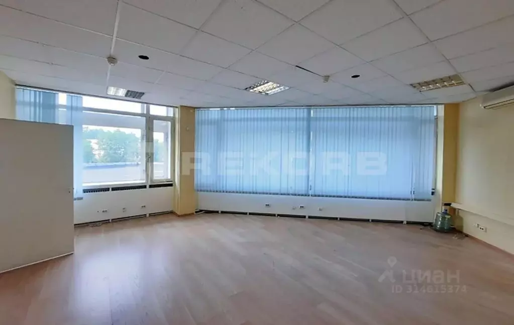 Офис в Санкт-Петербург пл. Конституции, 2 (138 м) - Фото 1