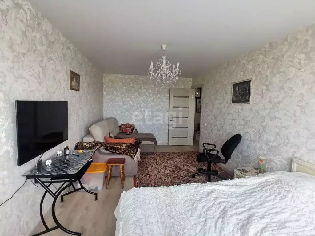 2-к кв. Приморский край, Артем ул. Бабушкина, 22 (55.9 м) - Фото 0