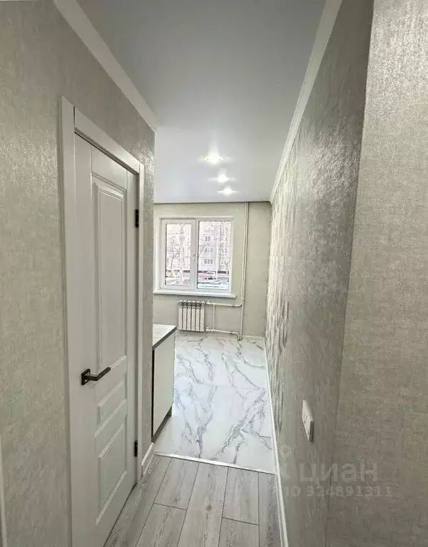 3-к кв. Оренбургская область, Оренбург ул. Родимцева, 6 (65.7 м) - Фото 2