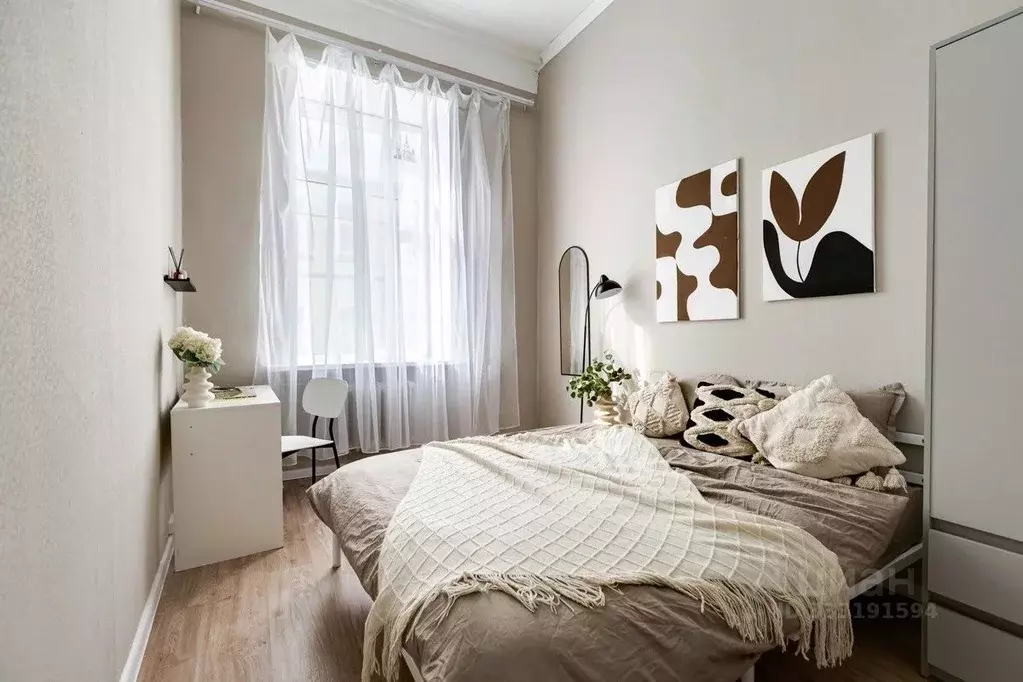 Комната Москва Кремлевская наб., 1/9С9 (11.3 м) - Фото 1