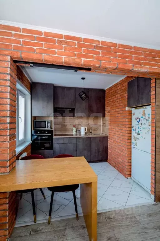 3-к кв. Алтайский край, Бийск ул. Феликса Дзержинского, 2 (59.1 м) - Фото 1