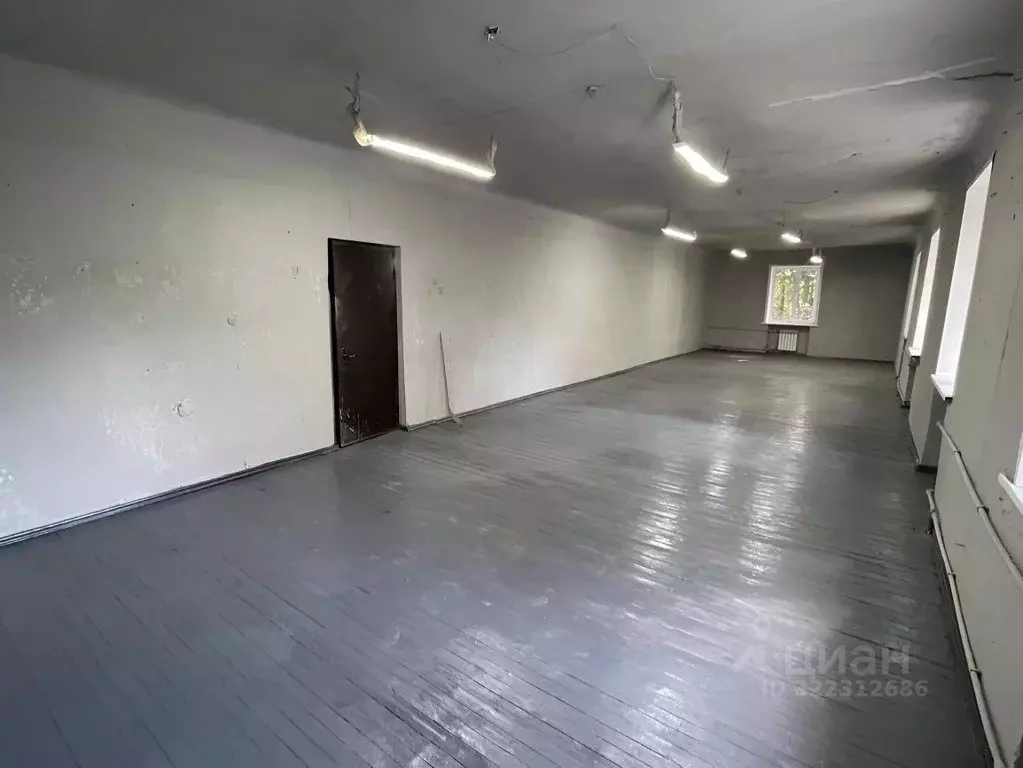 Помещение свободного назначения в Тульская область, Советск Щекинский ... - Фото 1