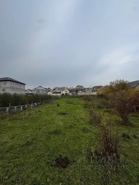 Участок в Кабардино-Балкария, Нальчик городской округ, с. Кенже ул. ... - Фото 1